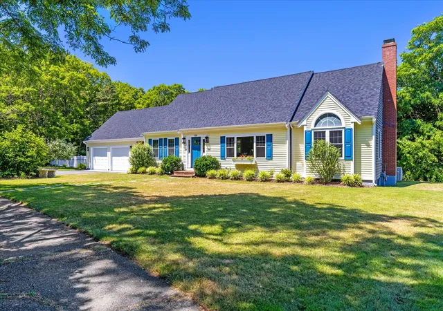 Homes for sale in Centerville, MA | 139 Fuller Rd, Centerville, MA 02632 | MLS# 22603087