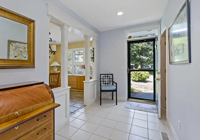 Homes for sale in Mashpee, MA | 5 Mayfair Ct #UNIT 5, Mashpee, MA 02649 | MLS# 22603167