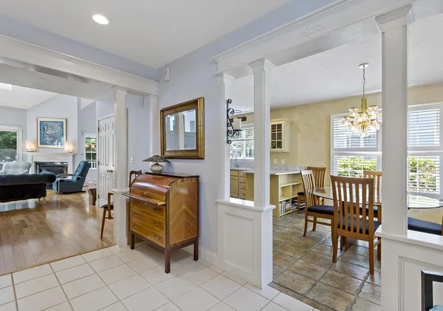 Homes for sale in Mashpee, MA | 5 Mayfair Ct #UNIT 5, Mashpee, MA 02649 | MLS# 22603167