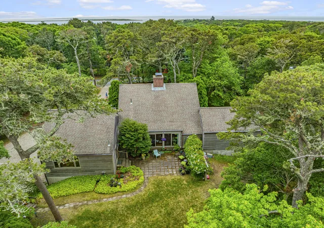 Homes for sale in Chatham, MA | 330 Champlain Rd, Chatham, MA 02633 | MLS# 22603168