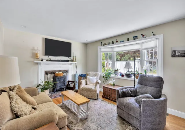 Homes for sale in Hyannis, MA | 213 Buckwood Dr, Hyannis, MA 02601 | MLS# 22603077