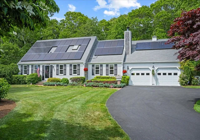 Homes for sale in Hyannis Port, MA | 108 Marston Ave, Hyannis Port, MA 02647 | MLS# 22603122