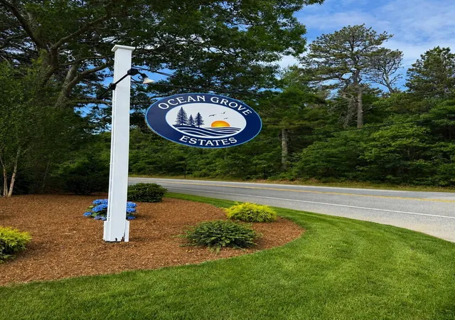 Homes for sale in Mashpee, MA | 31 Four Seasons Dr, Mashpee, MA 02649 | MLS# 22603082