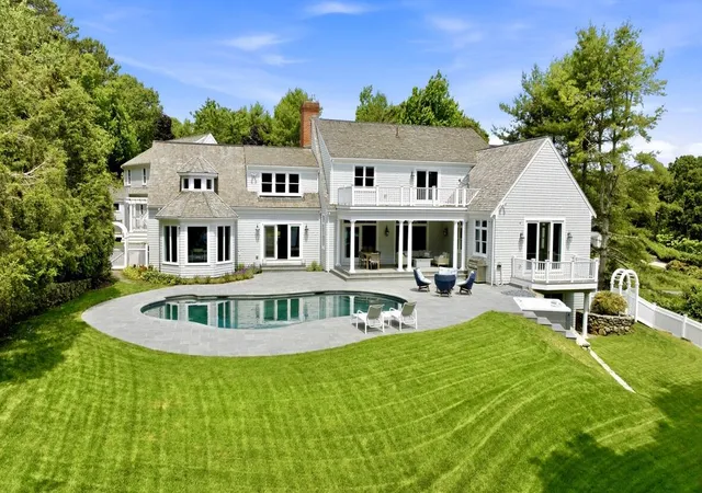 4th image of 375 Baxters Neck Rd, Marstons Mills, MA 02648 | MLS# 22603088