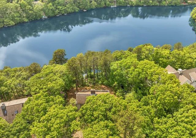 6th image of 184 Fells Pond Rd, Mashpee, MA 02649 | MLS# 22603107