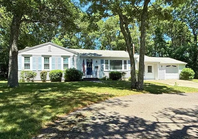 3rd image of 205 High Bank Rd, South Yarmouth, MA 02664 | MLS# 22603215
