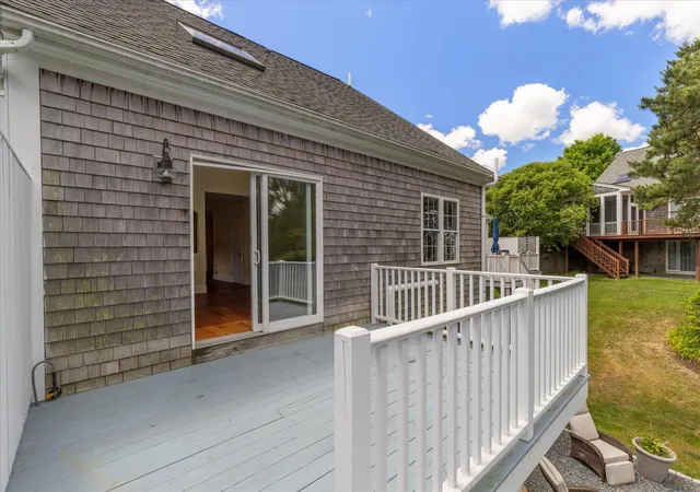 Homes for sale in Mashpee, MA | 11 Stratford Rdg #UNIT 11, Mashpee, MA 02649 | MLS# 22603139