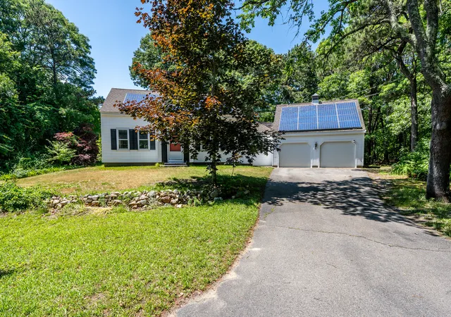Homes for sale in South Yarmouth, MA | 87 Highbank Rd, South Yarmouth, MA 02664 | MLS# 22603136