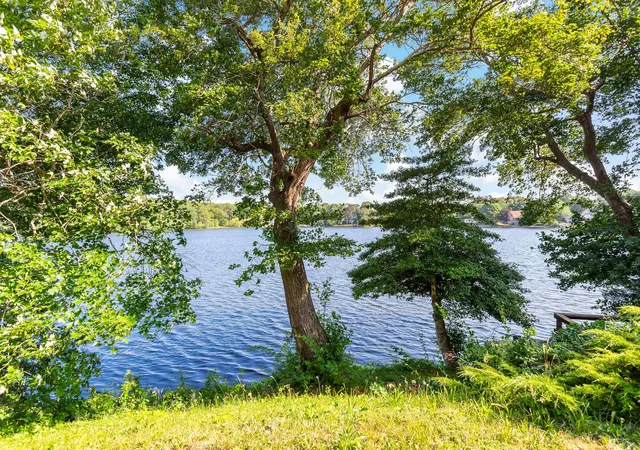 Photo 3 of Single family home for sale at 15 & 7 Scottsdale Rd, Centerville, MA 02632 | MLS# 22603260 | Listing updated on 2026-10-04