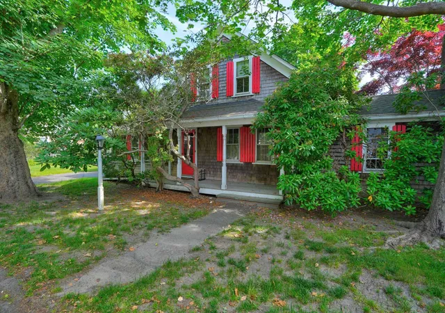 2nd image of 49 High St, Edgartown, MA 02539 | MLS# 22603145