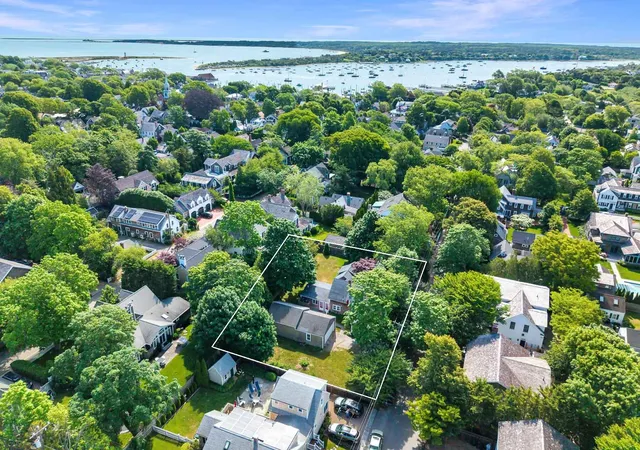 3rd image of 49 High St, Edgartown, MA 02539 | MLS# 22603145