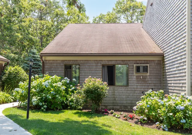 Homes for sale in Buzzards Bay, MA | 34 Roundhouse Rd #UNIT 34, Buzzards Bay, MA 02532 | MLS# 22603178
