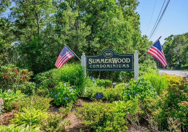 Homes for sale in Mashpee, MA | 300 Falmouth Rd #APT 9E, Mashpee, MA 02649 | MLS# 22603280