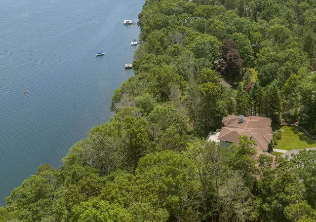 Homes for sale in Mashpee, MA | 79 Pickerel Cove Cir, Mashpee, MA 02649 | MLS# 22603236