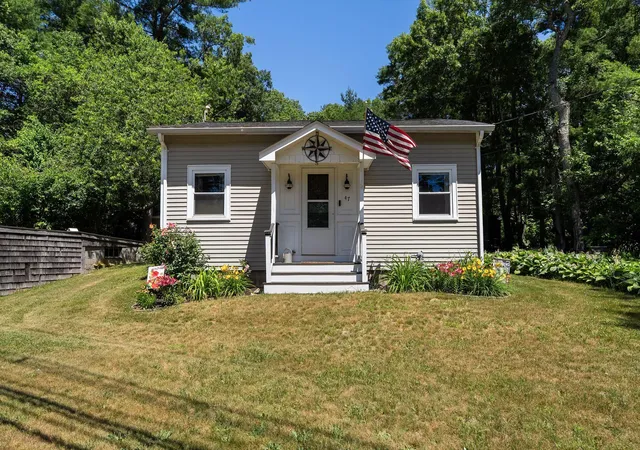 1st image of 47 Anderson Ave, Middleboro, MA 02346 | MLS# 22603248