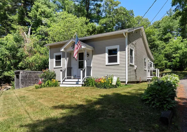3rd image of 47 Anderson Ave, Middleboro, MA 02346 | MLS# 22603248