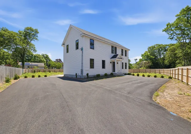 Homes for sale in Hyannis, MA | 157 Compass Cir, Hyannis, MA 02601 | MLS# 22603210