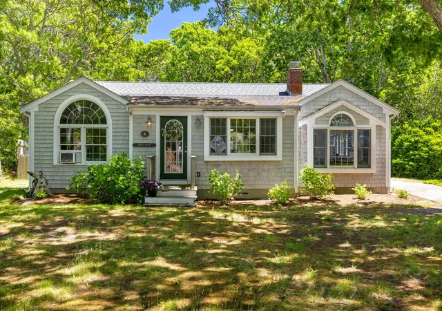 Homes for sale in South Yarmouth, MA | 6 Parkwood Ct, South Yarmouth, MA 02664 | MLS# 22603237