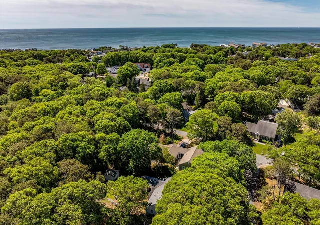 Homes for sale in South Yarmouth, MA | 6 Parkwood Ct, South Yarmouth, MA 02664 | MLS# 22603237