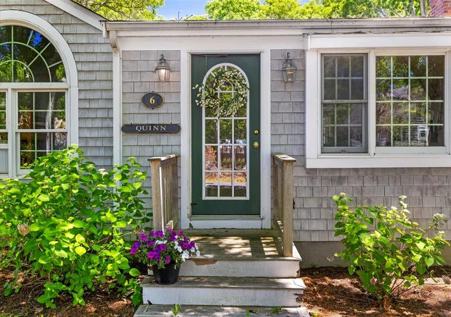 Homes for sale in South Yarmouth, MA | 6 Parkwood Ct, South Yarmouth, MA 02664 | MLS# 22603237