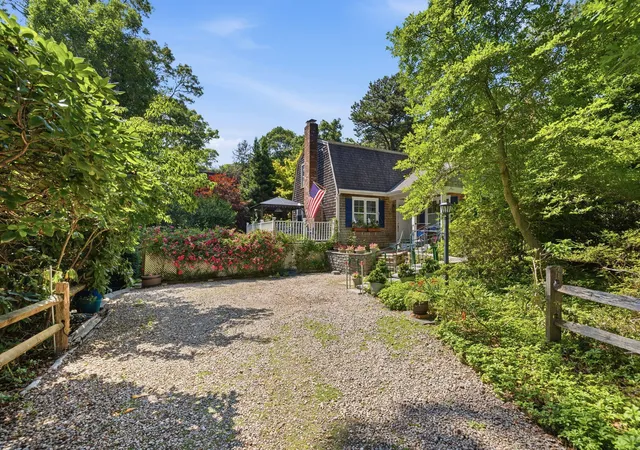 2nd image of 25 Muskegat Rd, East Falmouth, MA 02536 | MLS# 22603242