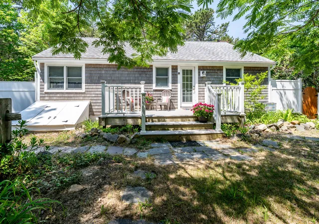 Homes for sale in Wellfleet, MA | 110 Wixom Ave, Wellfleet, MA 02667 | MLS# 22603247