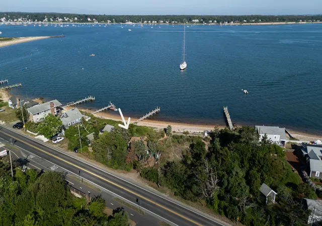 1st image of 11 Beach Rd, Oak Bluffs, MA 02557 | MLS# 22603245