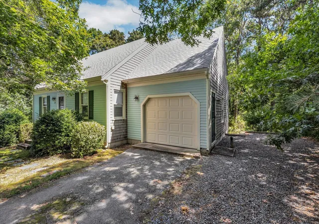 2nd image of 26 Richard Rd, Yarmouth Port, MA 02675 | MLS# 22603286
