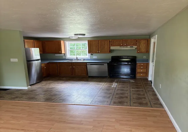 2nd image of 1 Castle Ln, Sandwich, MA 02563 | MLS# 22603298
