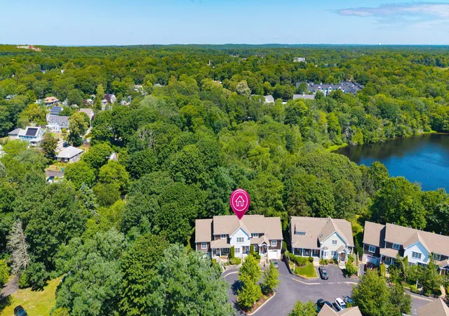 Homes for sale in Falmouth, MA | 480 Main Street, Falmouth, MA 02540 | Houzeo