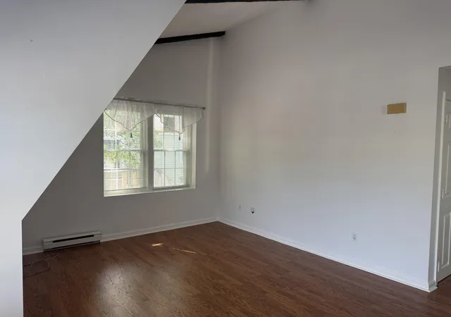 Homes for sale in Hyannis, MA | 733 West Main St #UNIT J, Hyannis, MA 02601 | MLS# 22603325