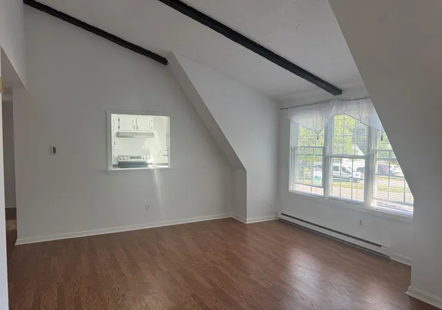 Homes for sale in Hyannis, MA | 733 West Main St #UNIT J, Hyannis, MA 02601 | MLS# 22603325