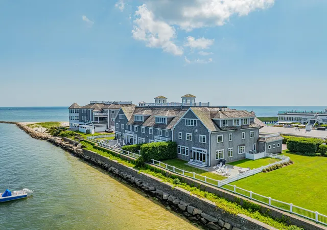 Homes for sale in Harwich Port, MA | 23 Snow Inn Rd, Harwich Port, MA 02646