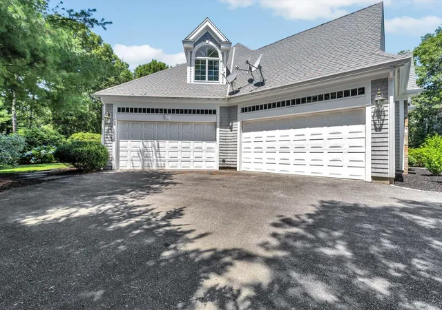 5th image of 20 Eagle Dr, Mashpee, MA 02649 | MLS# 22603605