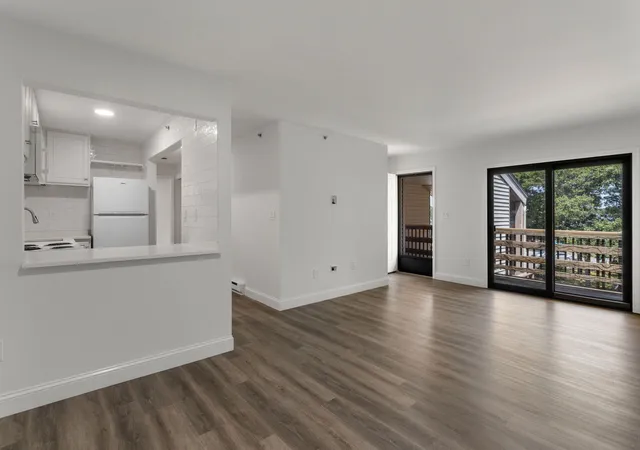 Photo 3 of Condo for sale at 800 Bearses Wy #APT 4EH, Hyannis, MA 02601 | MLS# 22603444 | Listing updated on 2026-10-01