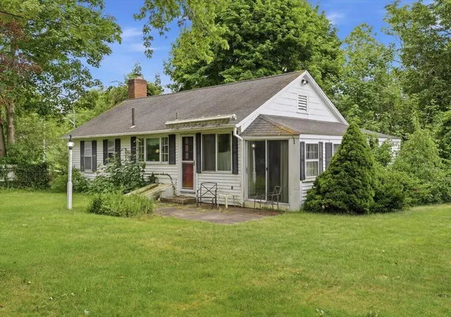 Homes for sale in Hyannis, MA | 127 Pine Ave, Hyannis, MA 02601 | MLS# 22603354