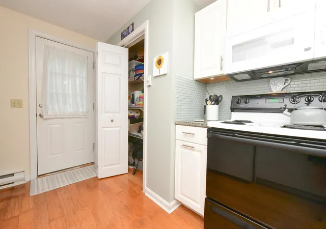 Photo 4 of Condo for sale at 3B Village Green Dr, Sagamore Beach, MA 02562 | MLS# 22603430 | Listing updated on 2026-08-12
