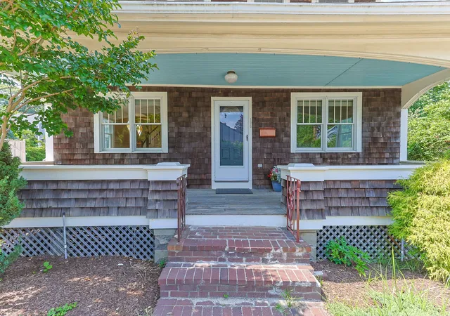 Photo 4 of Sale Pending at 196 Bradford St, Provincetown, MA 02657 | MLS# 22603404 | Listing updated on 2026-10-08