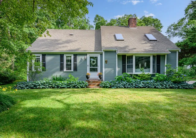 Homes for sale in Marstons Mills, MA | 123 Asa Meigs Rd, Marstons Mills, MA 02648 | MLS# 22603386