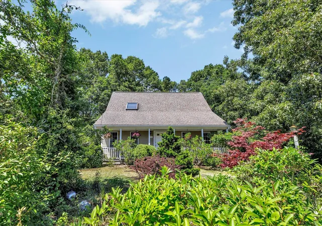 Photo 2 of Single family home for sale at 118 Algonquin Ave, Mashpee, MA 02649 | MLS# 22603495 | Listing updated on 2026-09-21