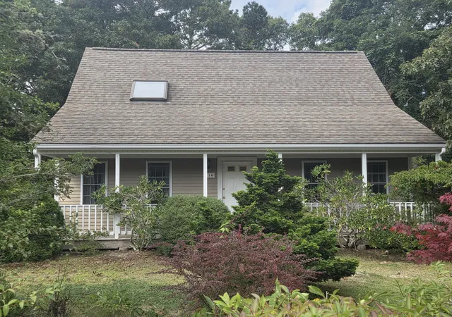 Photo 1 of Single family home for sale at 118 Algonquin Ave, Mashpee, MA 02649 | MLS# 22603495 | Listing updated on 2026-09-21