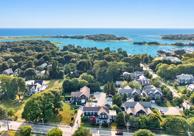 2nd image of 606 W Falmouth Hwy, Falmouth, MA 02540
