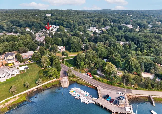 3rd image of 606 W Falmouth Hwy #UNIT 4, Falmouth, MA 02540 | MLS# 22603482