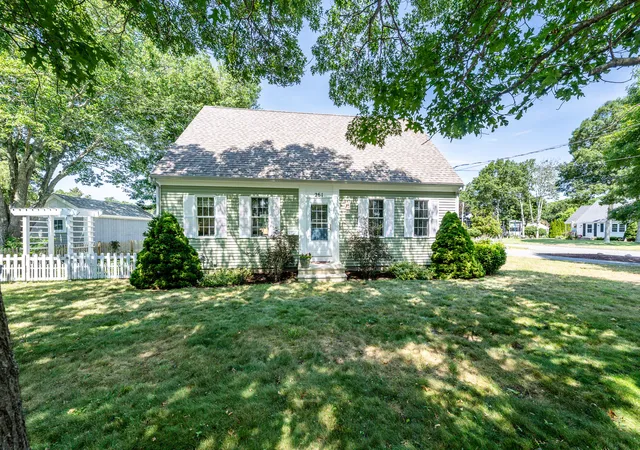 2nd image of 261 Seacoast Shores Blvd, East Falmouth, MA 02536 | MLS# 22603406