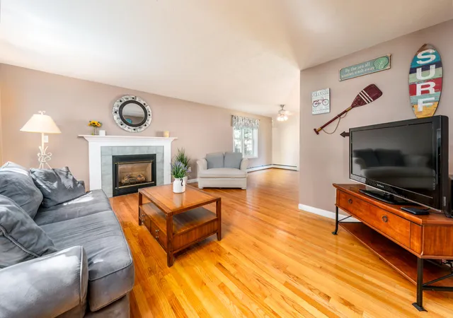 5th image of 261 Seacoast Shores Blvd, East Falmouth, MA 02536 | MLS# 22603406