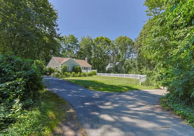 2nd image of 7 Openfield Rd, South Dennis, MA 02660 | MLS# 22603427
