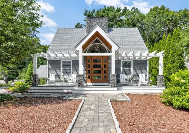 Single family home for sale at 15 Periwinkle Ln, Mashpee, MA 02649 | MLS# 22603460