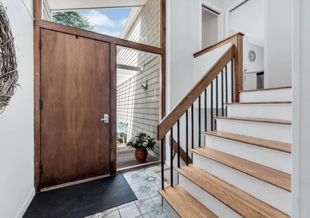 Photo 3 of Single family home for sale at 27 Running Light Wy, Mashpee, MA 02649 | MLS# 22603467 | Listing updated on 2026-10-30