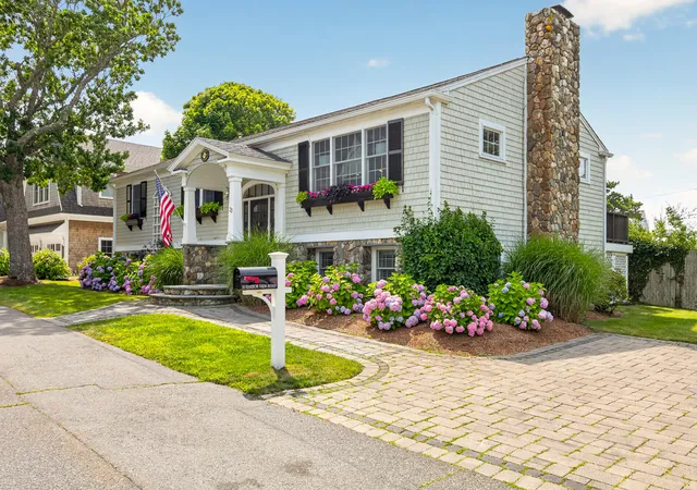 2nd image of 33 Harbor View Rd, Harwich Port, MA 02646 | MLS# 22603416