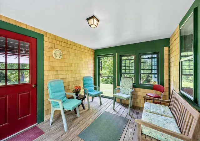 3rd image of 22 Whimbrel Dr, Cataumet, MA 02534 | MLS# 22603424